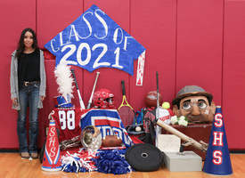 Senior Spotlight - Jasmin Posadas